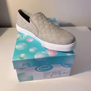 Slip on sneaker